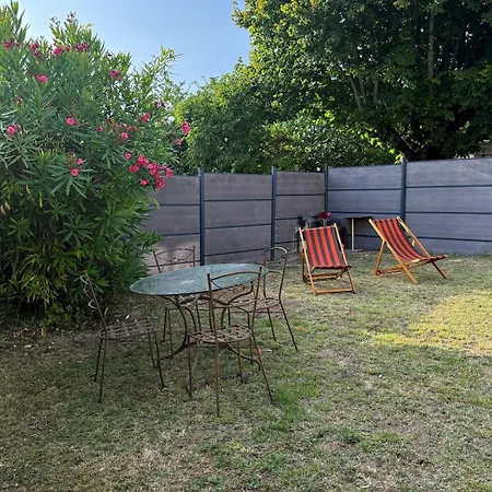 Semesterbostad Maison Cosy Avec Superbe Veranda Vaux-sur-Mer